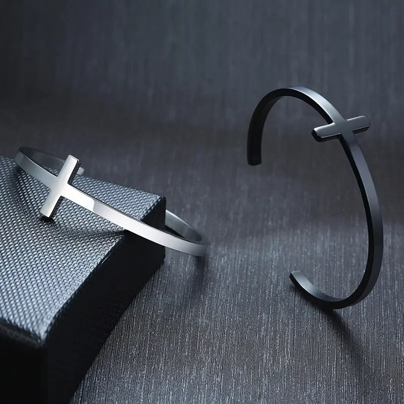 CROSS BANGLE